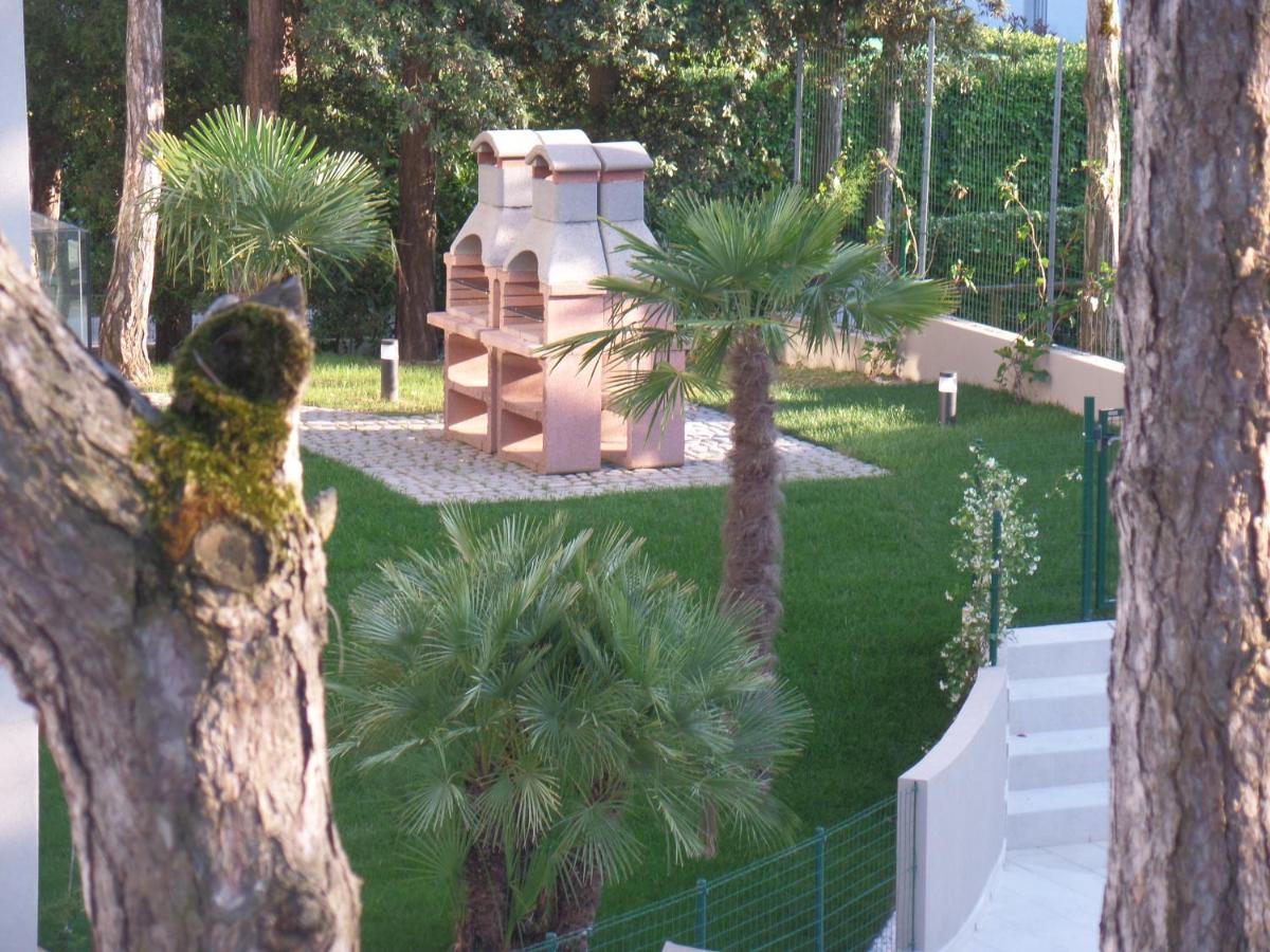 Residence Melograno Bibione Exterior photo