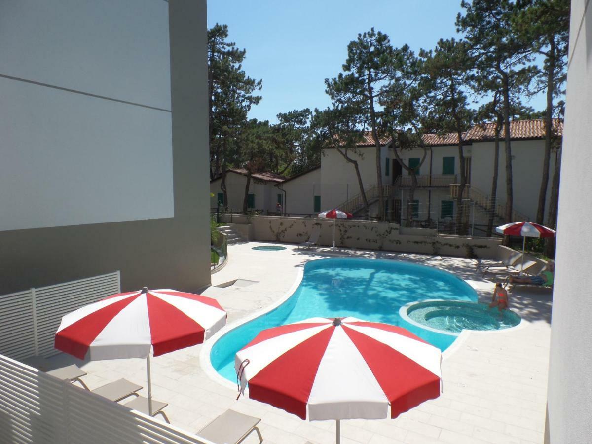 Residence Melograno Bibione Exterior photo