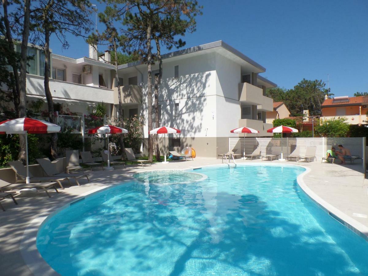 Residence Melograno Bibione Exterior photo